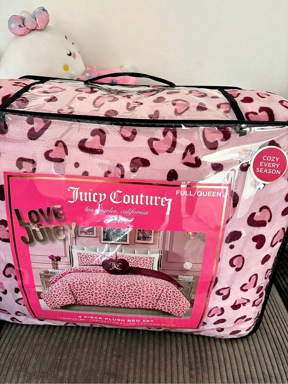 Juicy Couture Plush Leopard Hearts 4-Piece Comforter Set Bed Set Pink & Red Quee